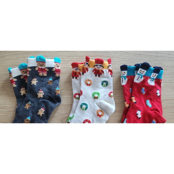 Cute Christmas Holiday Socks - 3 Pairs - Picture 3 of 3